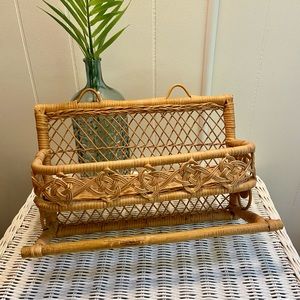 Vintage wicker wall shelf with bamboo towel rod Boho chic!